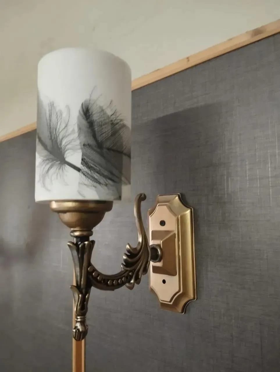 Decor shades light